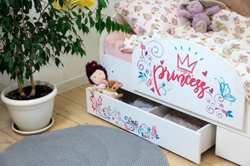 Детская кровать с ящиками Эльза с бортиком, Розовый (латы) в Челябинске - предосмотр 2