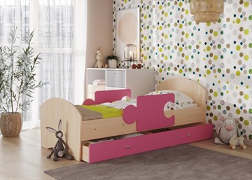 Детская кровать с ящиком и бортиками Мозайка, корпус Млечный дуб/фасад Розовый (щиты) в Магнитогорске