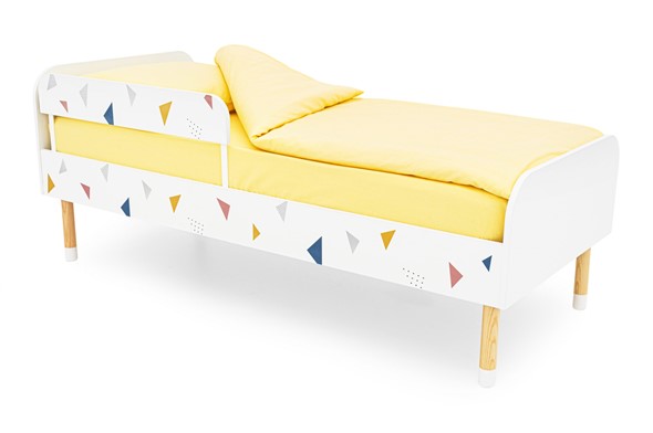 Кровать в детскую Stumpa Классика "Треугольники желтый, синий, розовый" в Челябинске - изображение