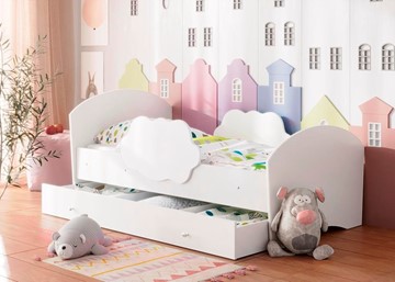 Детская кровать с бортиками Тучка с ящиком, корпус Белый, фасад Белый в Копейске