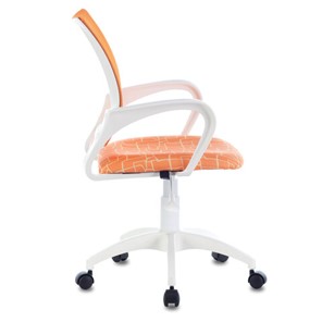 Офисное кресло Brabix Fly MG-396W (с подлокотниками, пластик белый, сетка, оранжевое с рисунком "Giraffe") в Челябинске - предосмотр 3