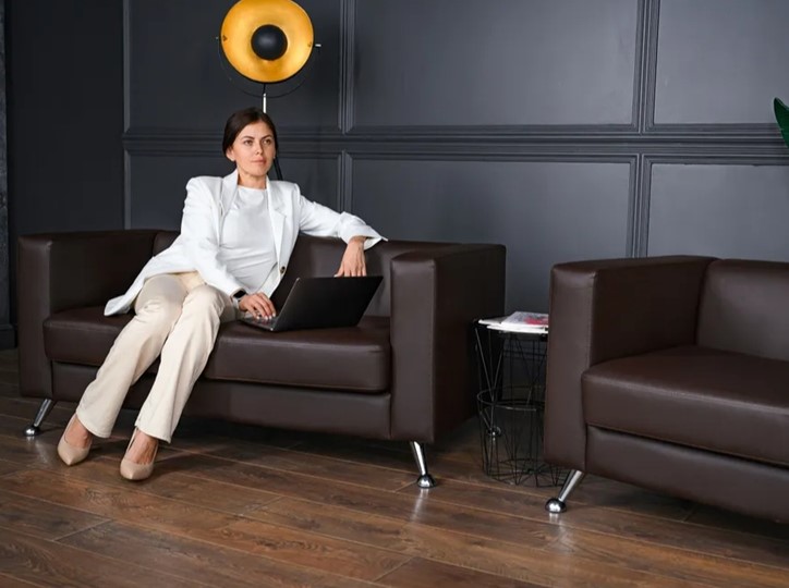 Комплект мебели Альбиони коричневый кожзам  диван 2Д + кресло в Миассе - изображение 4