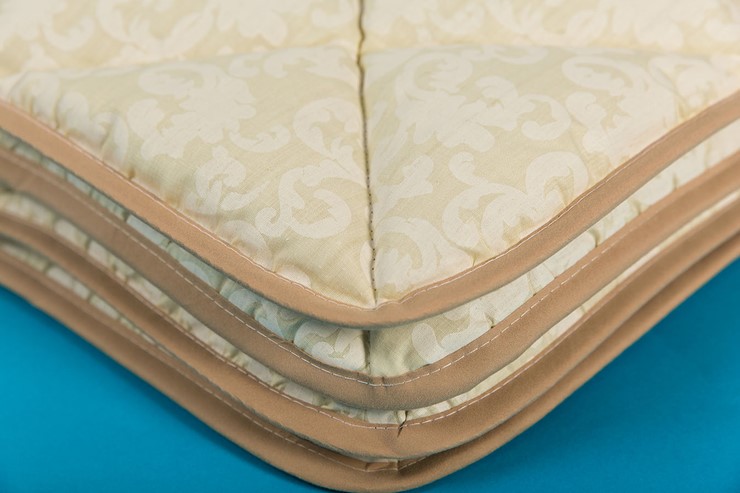 Одеяло всесезонное полутороспальное Шерсть & Хлопок в Миассе - изображение 1